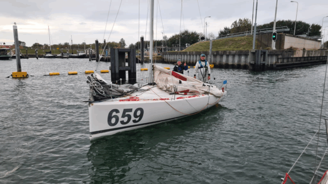 Cooper vertrek sluis Bruinisse